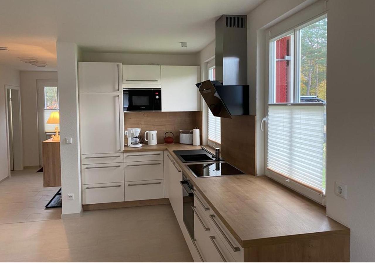 Modernes Reetdach-ostseeferienhaus Bella Mare, Insel Usedom Mit Sauna, Kamin & Sonnenterrasse Apartment Zirchow