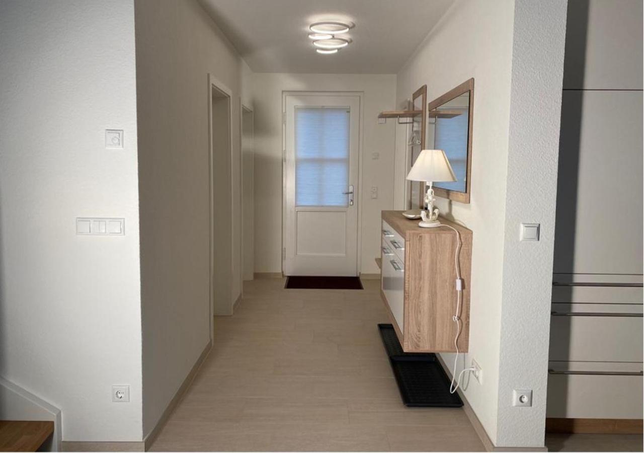 Modernes Reetdach-ostseeferienhaus Bella Mare, Insel Usedom Mit Sauna, Kamin & Sonnenterrasse Apartment